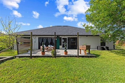 House in Cape Coral, Florida 4 bedrooms, 216.46 sq.m. № 1899074 - photo 24