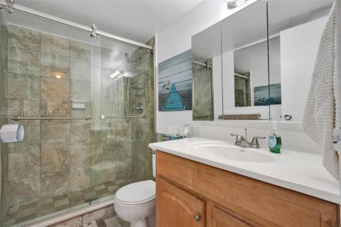 Condominio en alquiler en Hallandale Beach, Florida, 2 dormitorios, 94.76 m2 № 2186628 - foto 6