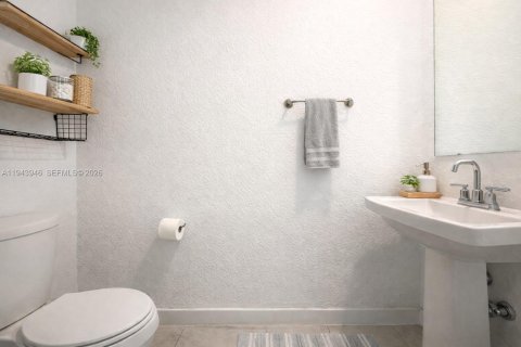 Touwnhouse à vendre à Florida City, Floride: 2 chambres, 112.23 m2 № 2009632 - photo 5