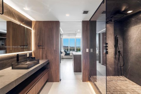 Condo in Sunny Isles Beach, Florida, 3 bedrooms  № 1863475 - photo 20