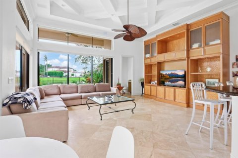 House in Boca Raton, Florida 4 bedrooms, 397.81 sq.m. № 2383252 - photo 8