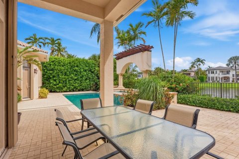 House in Boca Raton, Florida 4 bedrooms, 397.81 sq.m. № 2383252 - photo 26