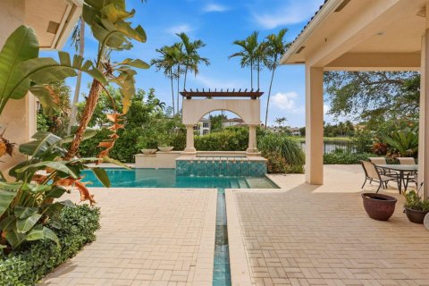 House in Boca Raton, Florida 4 bedrooms, 397.81 sq.m. № 2383252 - photo 24