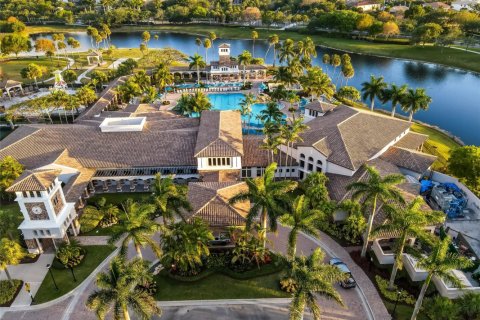 Casa en venta en Parkland, Florida, 6 dormitorios, 512.17 m2 № 1160314 - foto 1