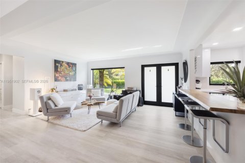 Купить виллу или дом в Пайнкрест, Флорида 4 спальни, 165.92м2, № 2008889 - фото 7