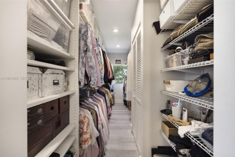 Купить виллу или дом в Пайнкрест, Флорида 4 спальни, 165.92м2, № 2008889 - фото 23