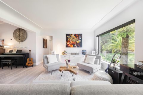 Купить виллу или дом в Пайнкрест, Флорида 4 спальни, 165.92м2, № 2008889 - фото 8