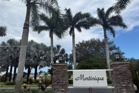 Townhouse in Homestead, Florida 3 bedrooms, 130.25 sq.m. № 2060900 - photo 11