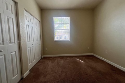 Townhouse in Homestead, Florida 3 bedrooms, 130.25 sq.m. № 2060900 - photo 9