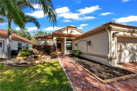 Villa ou maison à Tarpon Springs, Floride 3 chambres, 132.01 m2 № 2436738