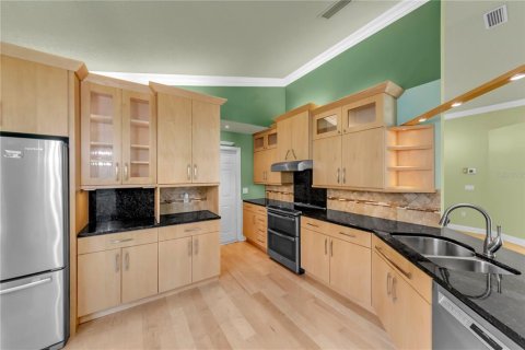 Villa ou maison à vendre à Tarpon Springs, Floride: 3 chambres, 132.01 m2 № 2436738 - photo 14