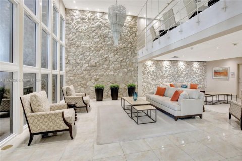 Condominio en venta en Hollywood, Florida, 1 dormitorio, 75.44 m2 № 1937642 - foto 3