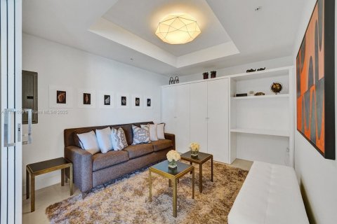 Condo in North Miami Beach, Florida, 3 bedrooms  № 1463452 - photo 13