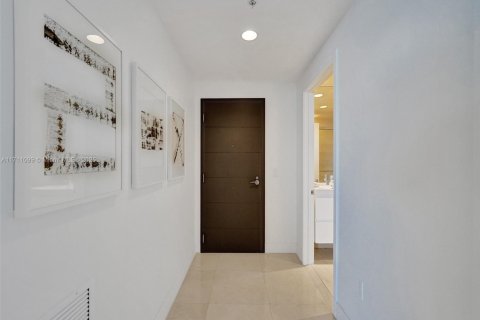 Condo in North Miami Beach, Florida, 3 bedrooms  № 1463452 - photo 7