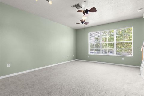 Townhouse in Brandon, Florida 3 bedrooms, 178.09 sq.m. № 2207050 - photo 22