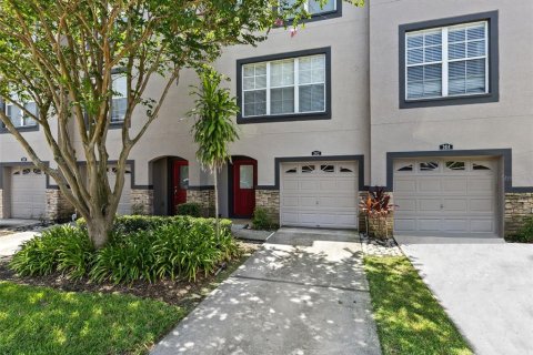 Townhouse in Brandon, Florida 3 bedrooms, 178.09 sq.m. № 2207050