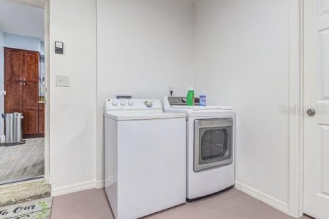Casa en venta en Saint Petersburg, Florida, 3 dormitorios, 146.97 m2 № 2221595 - foto 29