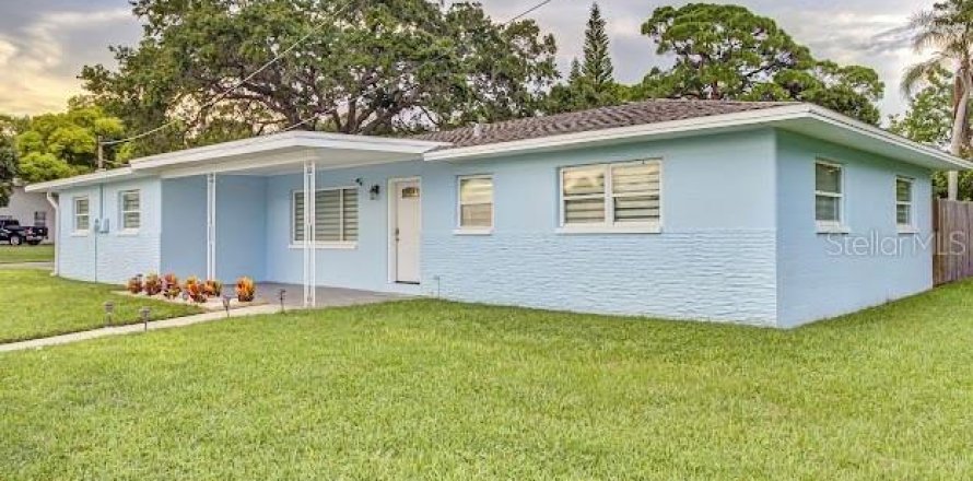 Casa en Saint Petersburg, Florida 3 dormitorios, 146.97 m2 № 2221595