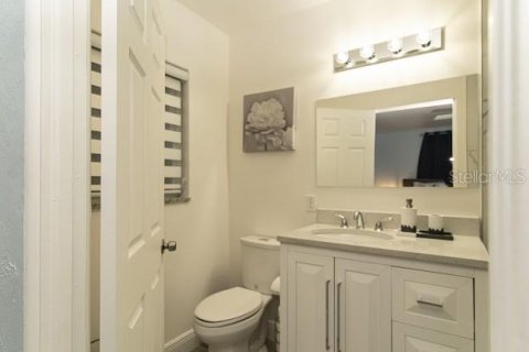Casa en venta en Saint Petersburg, Florida, 3 dormitorios, 146.97 m2 № 2221595 - foto 17