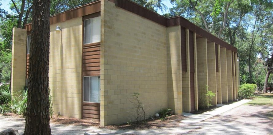 Apartment in Gainesville, Florida 2 bedrooms, 83.61 sq.m. № 2234466