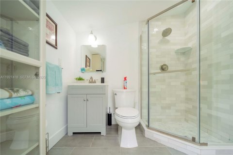 House in Deerfield Beach, Florida 2 bedrooms, 95.5 sq.m. № 2076868 - photo 12