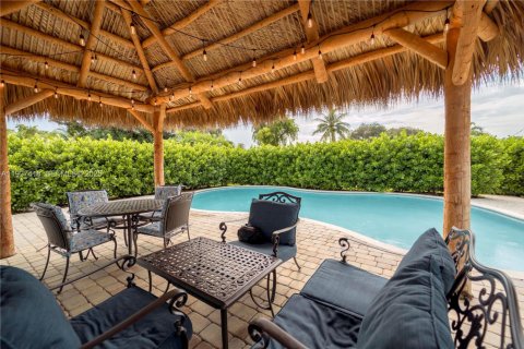 House in Deerfield Beach, Florida 2 bedrooms, 95.5 sq.m. № 2076868 - photo 2