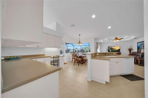 Villa ou maison à vendre à Rotonda, Floride: 3 chambres, 194.35 m2 № 2135133 - photo 11