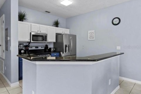 Touwnhouse à vendre à Kissimmee, Floride: 4 chambres, 151.99 m2 № 1677877 - photo 17