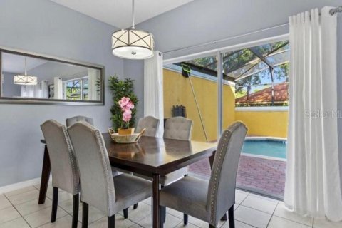 Touwnhouse à vendre à Kissimmee, Floride: 4 chambres, 151.99 m2 № 1677877 - photo 15