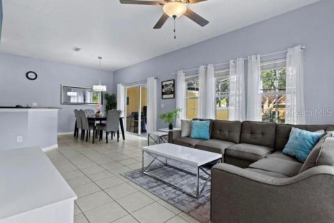 Touwnhouse à vendre à Kissimmee, Floride: 4 chambres, 151.99 m2 № 1677877 - photo 19