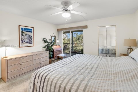 Condo in Coconut Creek, Florida, 2 bedrooms  № 1693294 - photo 14