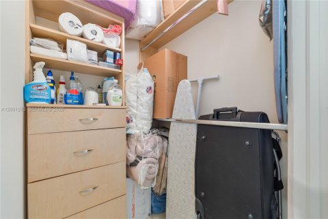 Condominio en venta en Aventura, Florida, 2 dormitorios, 132.94 m2 № 2066267 - foto 18