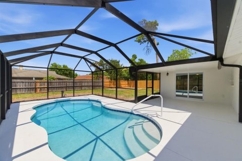 Casa en venta en Sarasota, Florida, 3 dormitorios, 135.08 m2 № 2111387 - foto 2