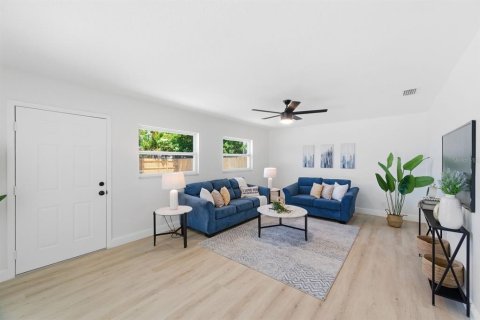 Casa en venta en Sarasota, Florida, 3 dormitorios, 135.08 m2 № 2111387 - foto 12