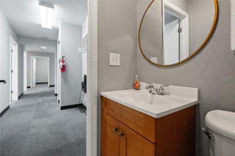 Immobilier commercial à louer à Clermont, Floride: 418.06 m2 № 2105415 - photo 25
