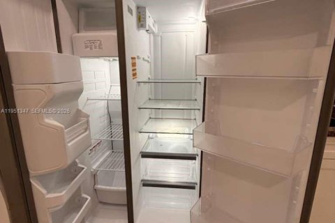 Touwnhouse à vendre à Tamarac, Floride: 3 chambres, 133.78 m2 № 2006114 - photo 10