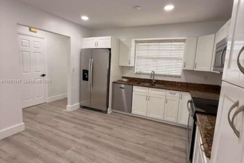 Touwnhouse à vendre à Tamarac, Floride: 3 chambres, 133.78 m2 № 2006114 - photo 5