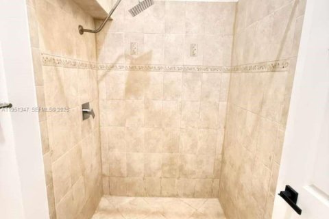 Touwnhouse à vendre à Tamarac, Floride: 3 chambres, 133.78 m2 № 2006114 - photo 22