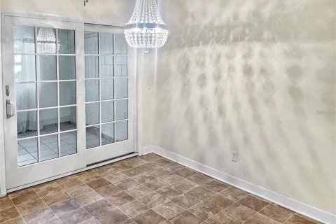 Villa ou maison à louer à Haines City, Floride: 4 chambres, 176.79 m2 № 2418709 - photo 8