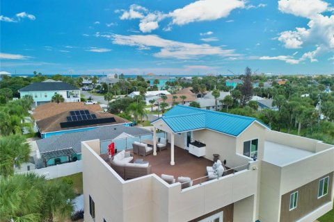 House in Flagler Beach, Florida 3 bedrooms, 245.08 sq.m. № 2358651 - photo 8