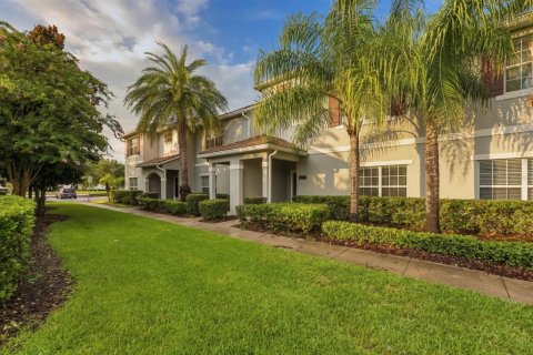 Touwnhouse à vendre à Kissimmee, Floride: 4 chambres, 177.81 m2 № 2290531 - photo 4