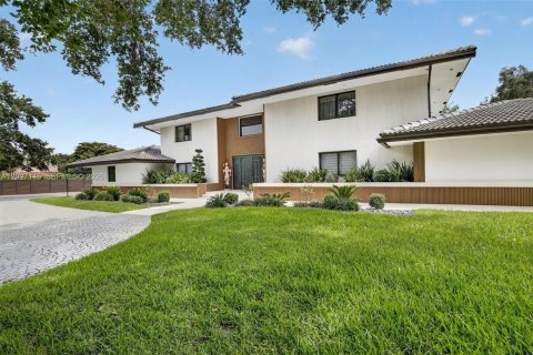 House in Plantation, Florida 6 bedrooms, 601.26 sq.m. № 2186089 - photo 5