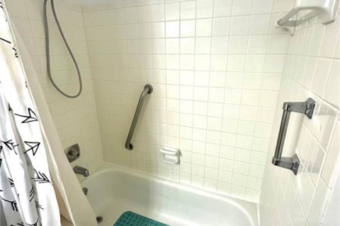 Condominio en venta en Saint Petersburg, Florida, 1 dormitorio, 78.04 m2 № 1816837 - foto 22