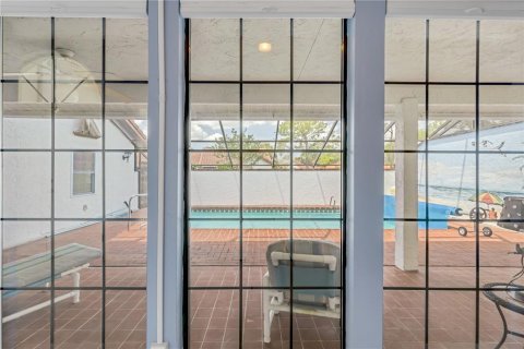 House in Daytona Beach, Florida 3 bedrooms, 189.52 sq.m. № 2210889 - photo 6