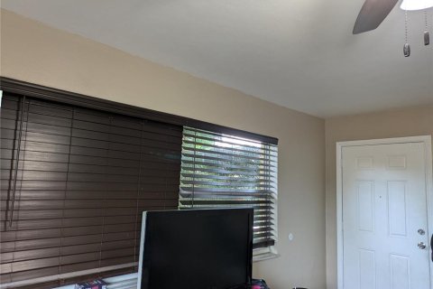 Condo in Clearwater, Florida, 2 bedrooms  № 1717407 - photo 10