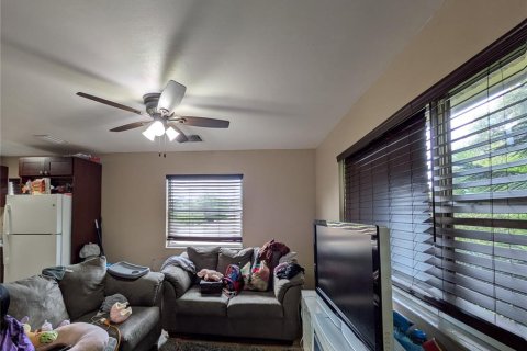 Condo in Clearwater, Florida, 2 bedrooms  № 1717407 - photo 9