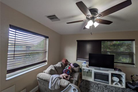 Condo in Clearwater, Florida, 2 bedrooms  № 1717407 - photo 8
