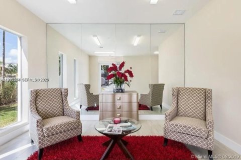 Copropriété à vendre à Dania Beach, Floride: 2 chambres, 87.89 m2 № 2090952 - photo 2