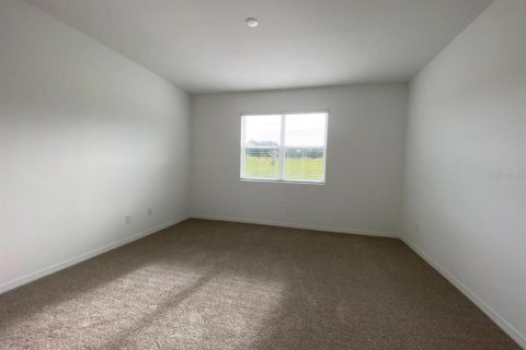 Townhouse in Clermont, Florida 3 bedrooms, 175.59 sq.m. № 2099128 - photo 8