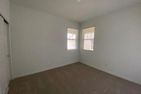 Townhouse in Clermont, Florida 3 bedrooms, 175.59 sq.m. № 2099128 - photo 18